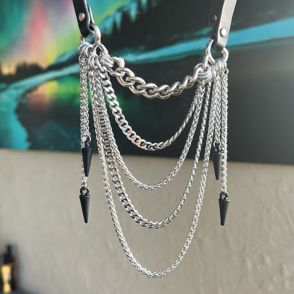 Handmade stainless steel & leather adjustable chain & spikes choker necklace - Picture 14 of 15